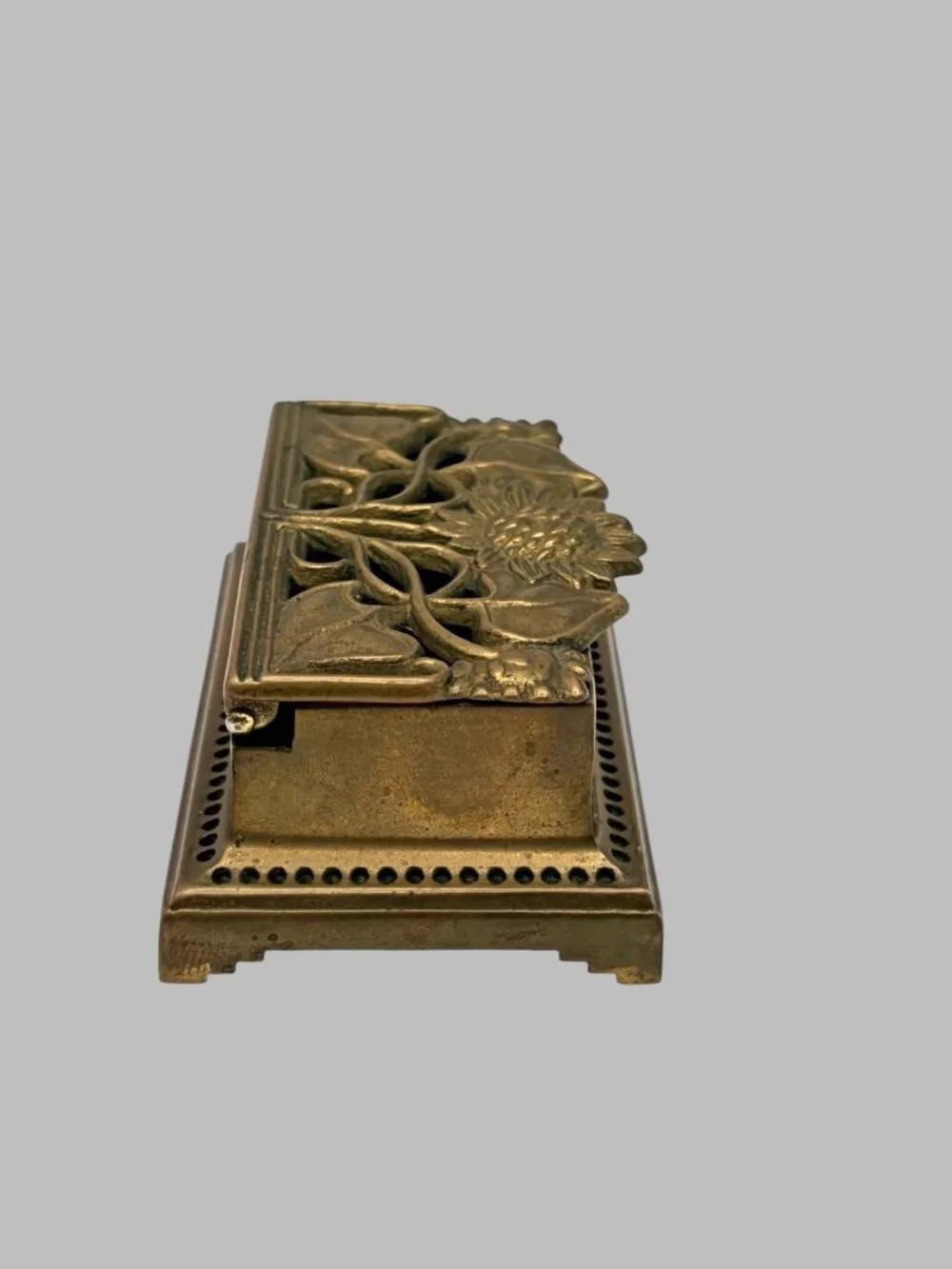 Vtg Crowning Touch Collection Brass Postage Stamp Holder Floral
